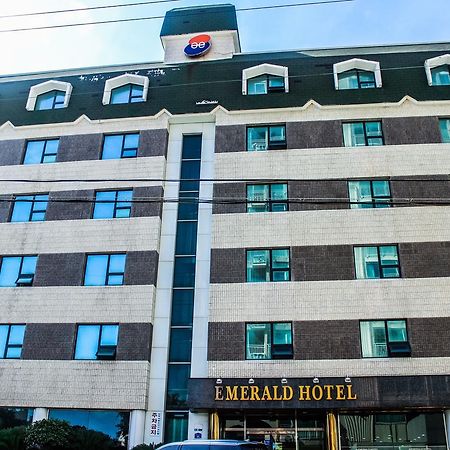 Emerald Hotel เมืองเชจู ภายนอก รูปภาพ