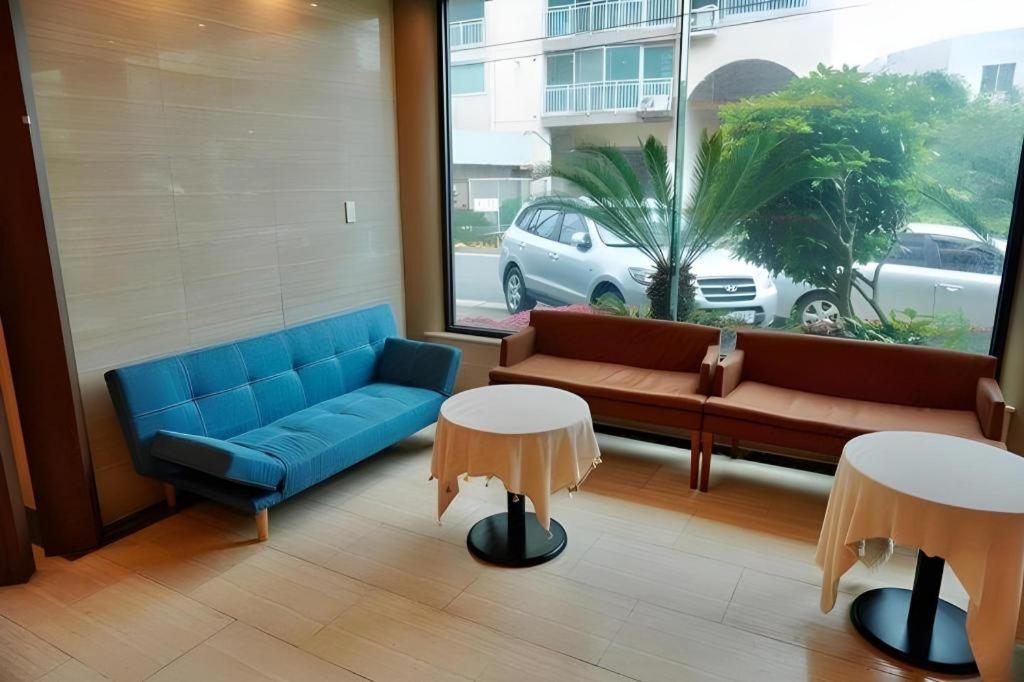 Emerald Hotel เมืองเชจู ภายนอก รูปภาพ