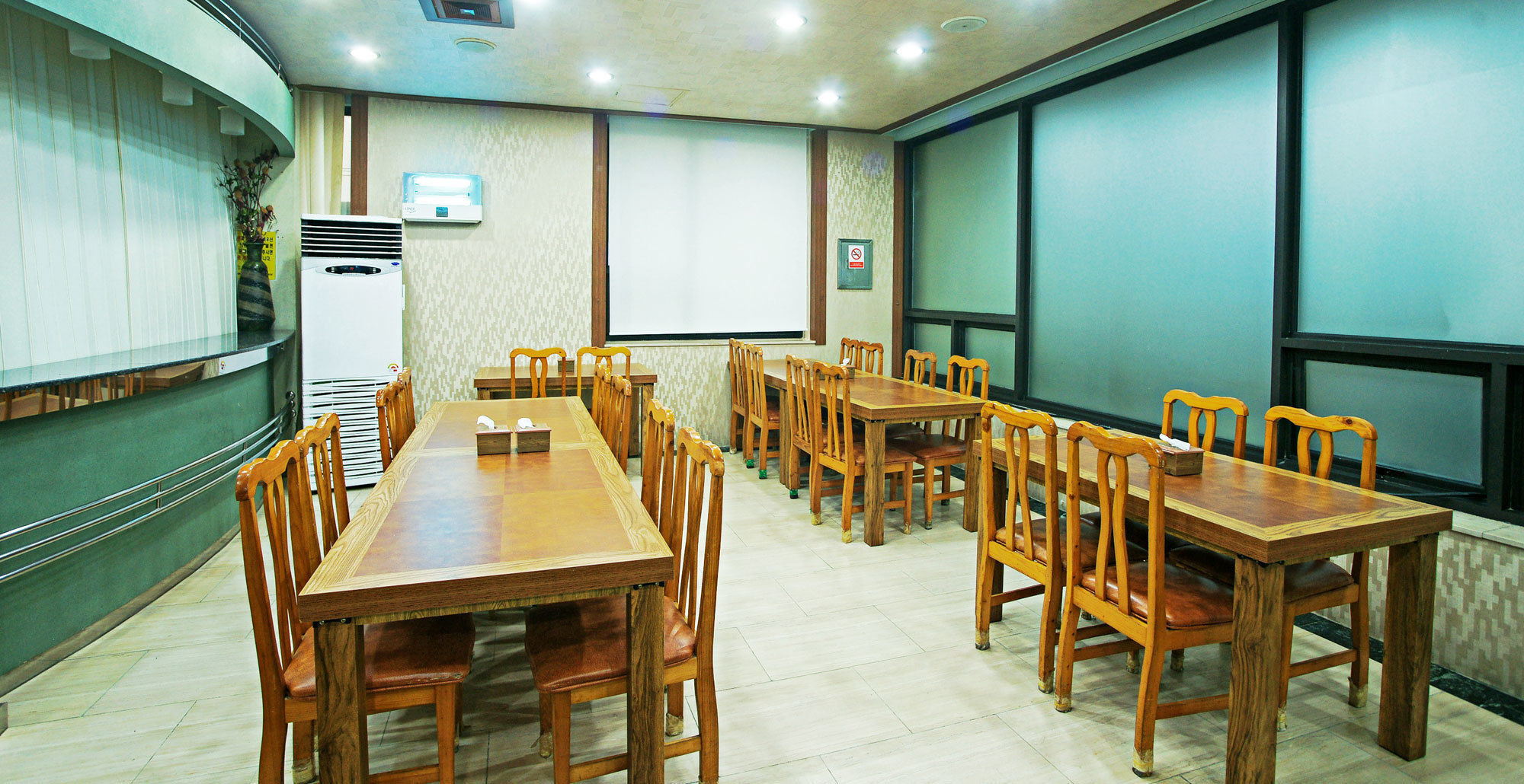 Emerald Hotel เมืองเชจู ภายนอก รูปภาพ