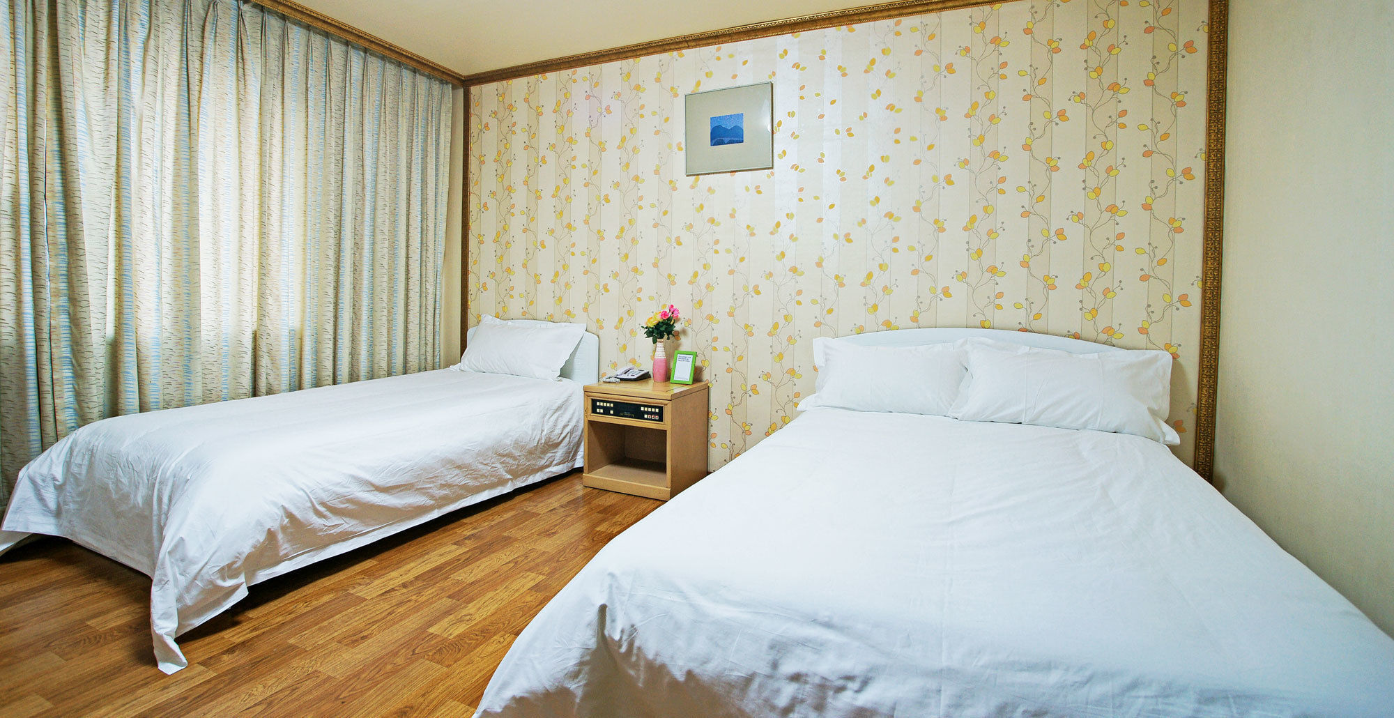 Emerald Hotel เมืองเชจู ภายนอก รูปภาพ