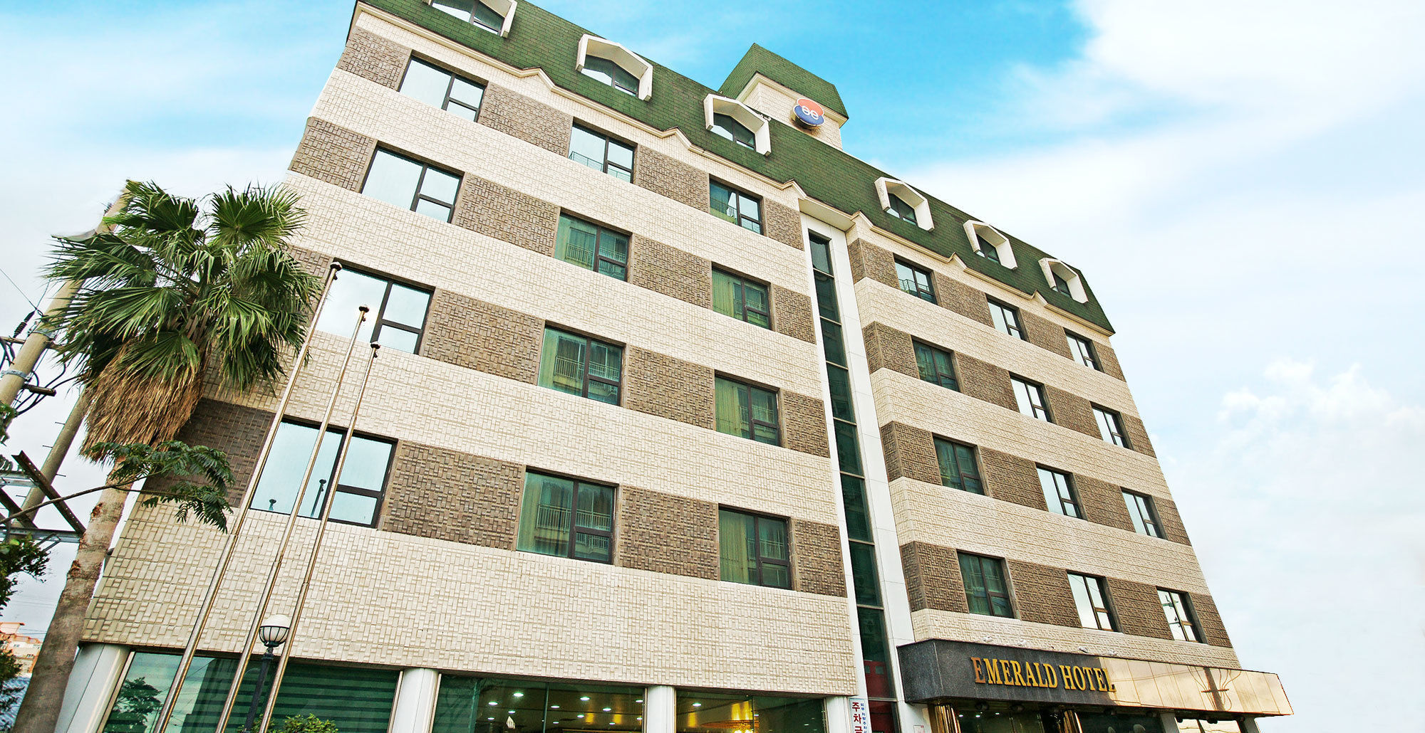 Emerald Hotel เมืองเชจู ภายนอก รูปภาพ