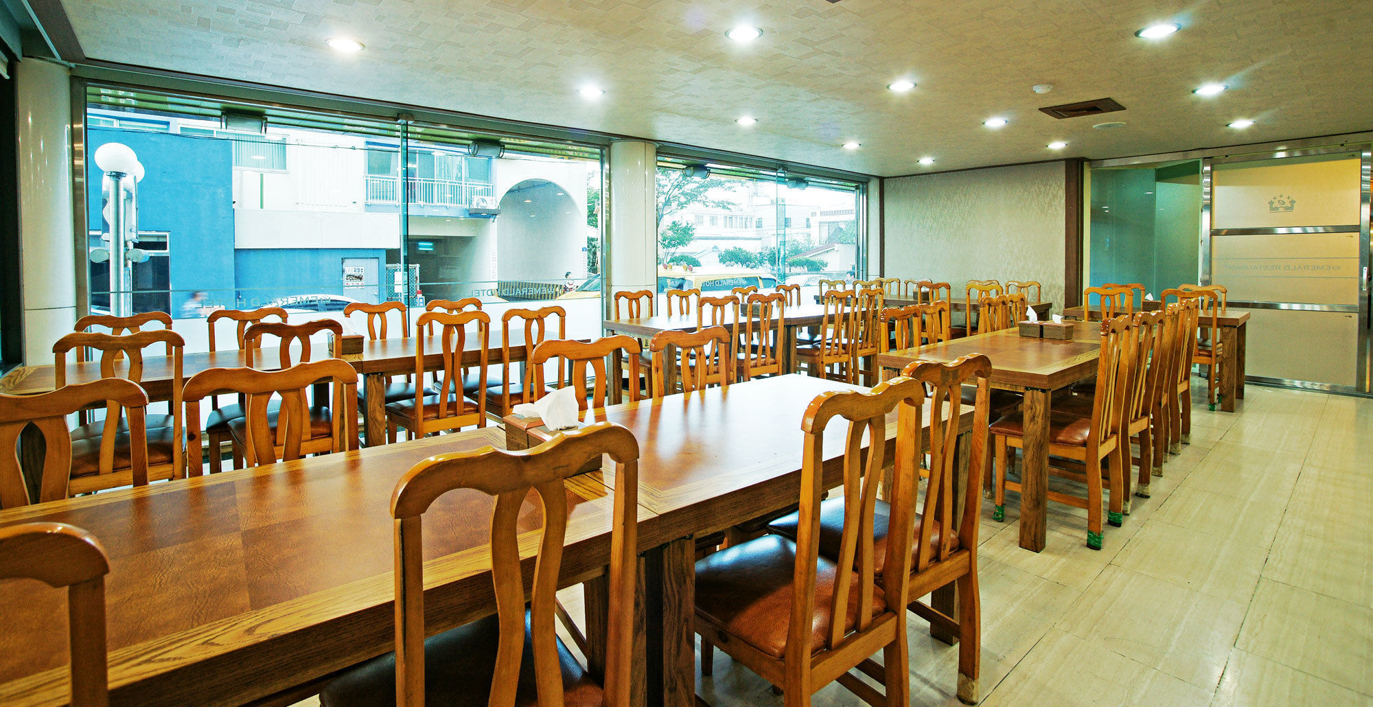 Emerald Hotel เมืองเชจู ภายนอก รูปภาพ