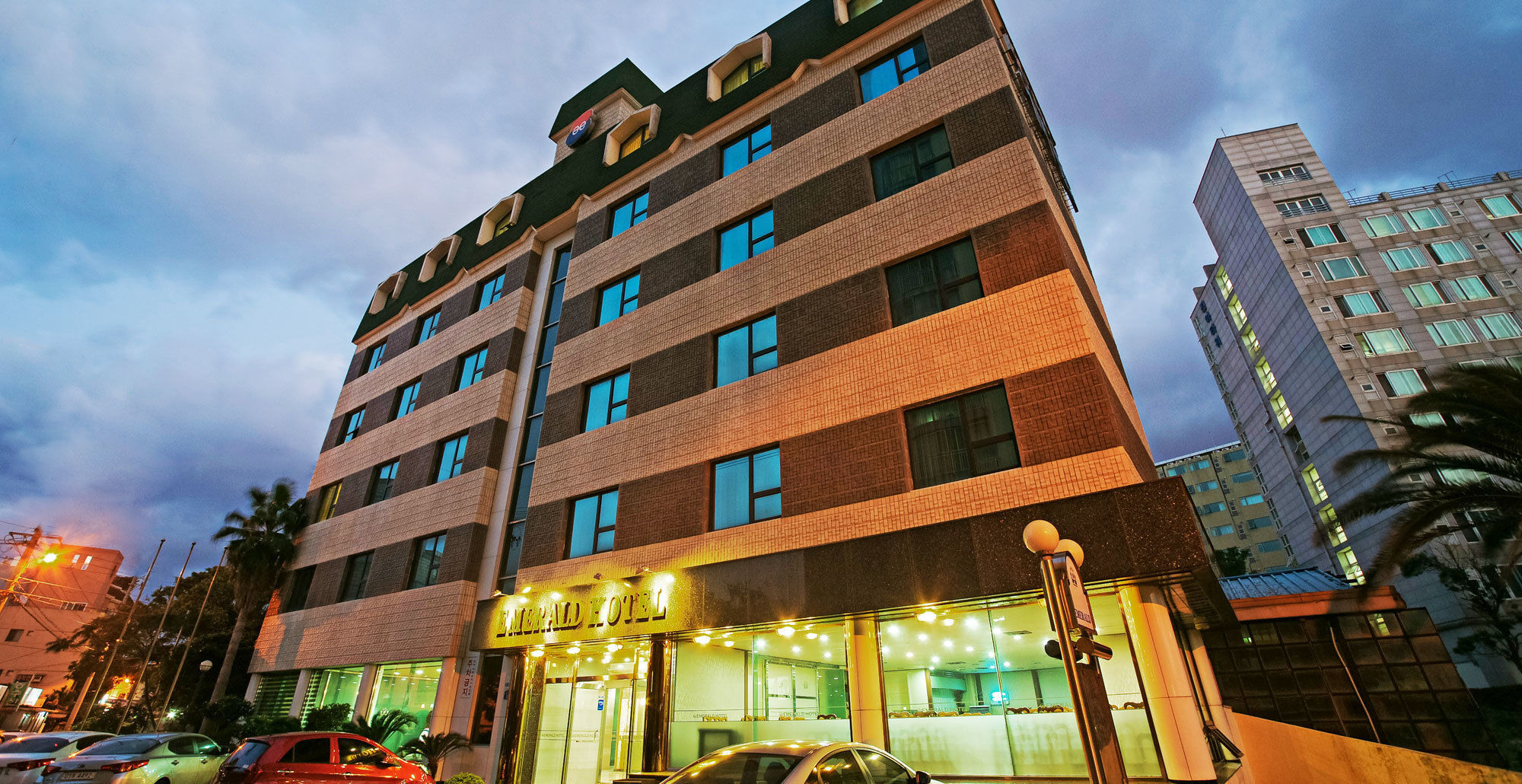 Emerald Hotel เมืองเชจู ภายนอก รูปภาพ